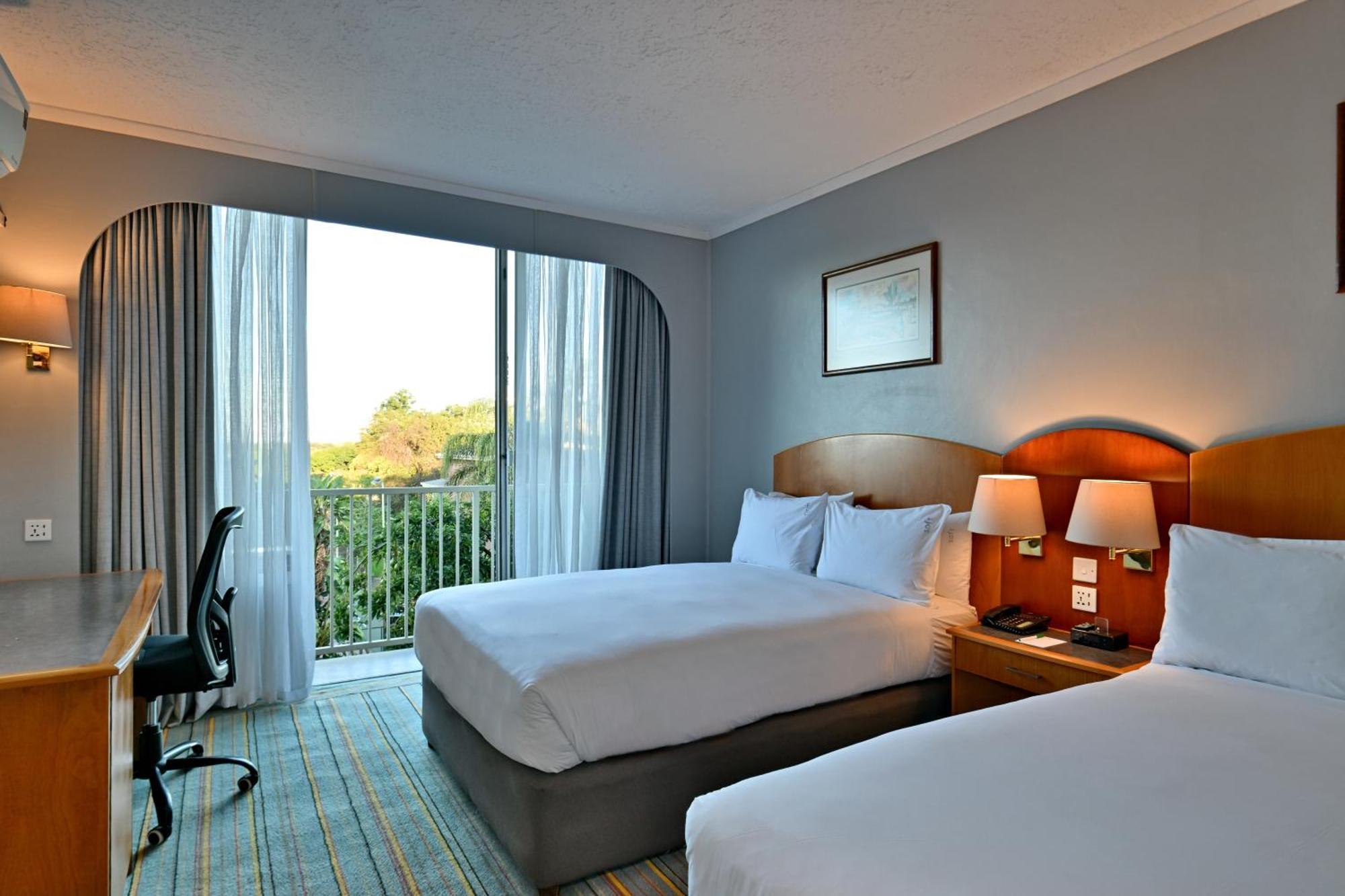Holiday Inn - Bulawayo By Ihg Bagian luar foto