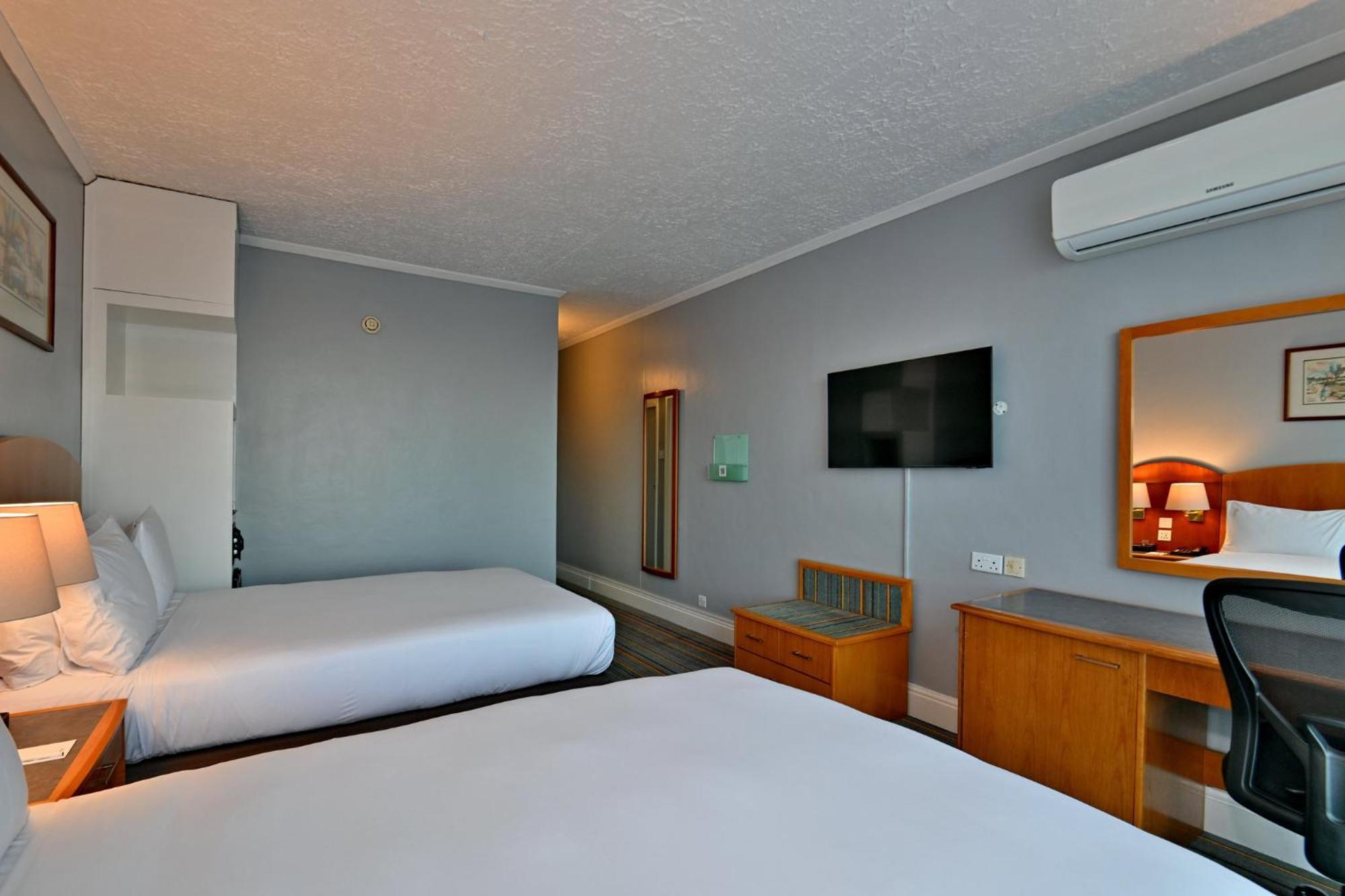 Holiday Inn - Bulawayo By Ihg Bagian luar foto